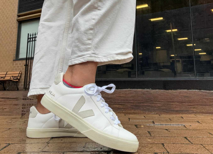 Damsneakers från modora.se