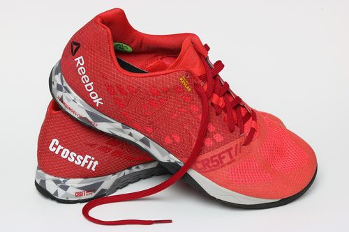 Originala sneakers för herr pris 1