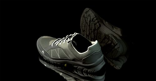 Originala sneakers för herr pris 2